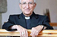 El obispo de Ávila pasa unos días con la comunidad benedictina