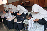 Visita del Juniorado de las Hermanitas de los Ancianos Desamparados