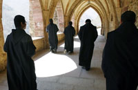 Visita de noviciados benedictinos al Valle de los Caídos